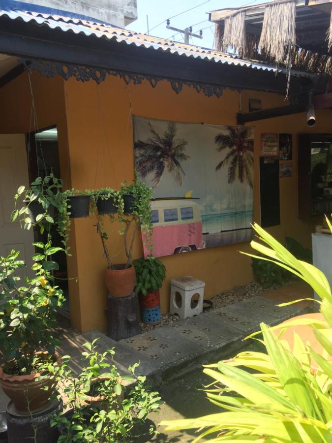 Harry'S Beach Club บ้านเพ ภายนอก รูปภาพ