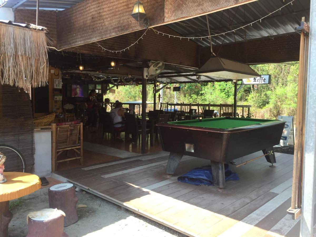 Harry'S Beach Club บ้านเพ ภายนอก รูปภาพ